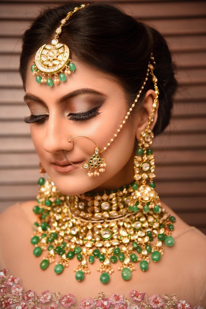 model, makeup, fashion, diamond, eyelashes, hair, portrait, face, lips, young, gold, eyes, lipstick, make-up, indian, jewellery, dress, necklace, wedding, jewelry, golden, luxury, engagement, bride, brown wedding, brown makeup, brown diamond, brown jewelry, brown lips